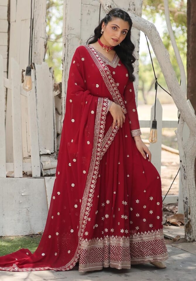 Three Piece Party Gown - Image 3
